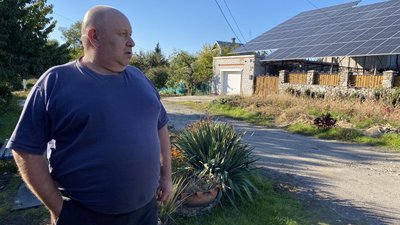 "Увесь будинок зруйнований, і в сусіда, і в мене". Мешканці Марганця розказують про три місяці життя під обстрілами "Увесь будинок зруйнований, і в сусіда, і в мене". Мешканці Марганця розказують про три місяці життя під обстрілами