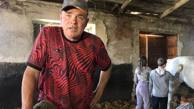 Організатор школи верхової їзди Борис Семиволос з Луганщини Організатор школи верхової їзди Борис Семиволос з Луганщини