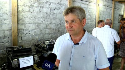 На Житомирщині благодійники подарували лікарням 11 операційних столів На Житомирщині благодійники подарували лікарням 11 операційних столів