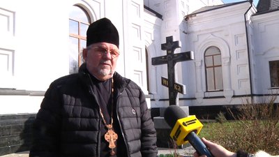 Кам'яний хрест козацької доби у Житомирі — хто має захистити місцеву знахідку старовини Кам'яний хрест козацької доби у Житомирі — хто має захистити місцеву знахідку старовини
