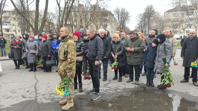 У Полтаві попрощалися із Дмитром Клименком та Павлом Остапчуком, які полягли під час війни У Полтаві попрощалися із Дмитром Клименком та Павлом Остапчуком, які полягли під час війни