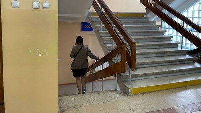 Прокурор розповів, який запобіжний захід проситимуть для бабусі травмованого хлопчика з Черкас