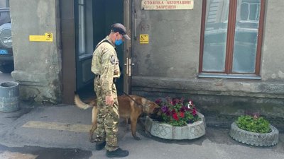 Вибухівки у 14 медзакладах Харкова не знайшли