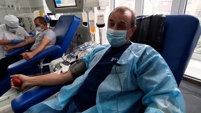 "Моя кров комусь потрібна, щоб врятувати життя". Історії франківських донорів "Моя кров комусь потрібна, щоб врятувати життя". Історії франківських донорів