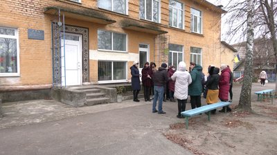 80% працівників не мають ковід-сертифікатів: Сновська школа пішла на триденні вимушені канікули