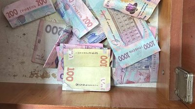 Обіцяли не створювати "штучні" перешкоди: на Одещині викрили корупційну схему на митниці Обіцяли не створювати "штучні" перешкоди: на Одещині викрили корупційну схему на митниці
