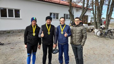 На Кіровоградщині влаштували велозмагання та збирали гроші для онкохворих дітей На Кіровоградщині влаштували велозмагання та збирали гроші для онкохворих дітей