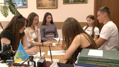 Можна скласти за кордоном: як черкаські абітурієнти готуються до мультитесту