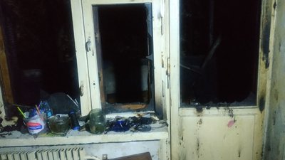 Рятувальники евакуювали 12 людей через пожежу в одній з багатоповерхівок Харкова