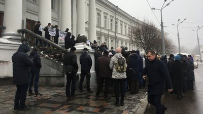 Протестувальники прийшли до Полтавської міської ради