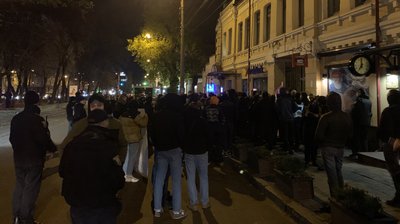 Націоналісти влаштували "Хрестовий похід прот наркопритонів" на Подолі Націоналісти влаштували "Хрестовий похід прот наркопритонів" на Подолі
