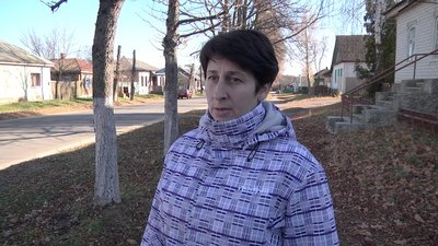 Били, а не штовхнули: батьки загиблого у Семенівці підлітка не вірять у версію слідства Били, а не штовхнули: батьки загиблого у Семенівці підлітка не вірять у версію слідства
