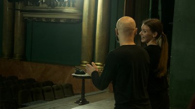 Замість сцени – бомбосховище. В Одесі зіграють дитячу виставу в укритті. ФОТО, ВІДЕО Замість сцени – бомбосховище. В Одесі зіграють дитячу виставу в укритті. ФОТО, ВІДЕО