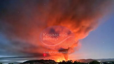 Вибухи у Криму 3 липня: горять шість електропідстанцій