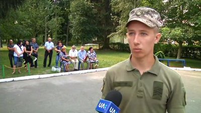 На Житомирщині попрощалися із загиблим в зоні ООС військовим Олексієм Кайдановичем На Житомирщині попрощалися із загиблим в зоні ООС військовим Олексієм Кайдановичем