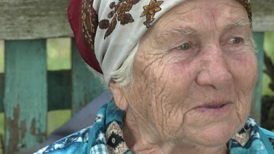 Снаряди влучили в будинки та городи, вдома були діти: мешканці Краснопілля розповіли про артобстріл Снаряди влучили в будинки та городи, вдома були діти: мешканці Краснопілля розповіли про артобстріл
