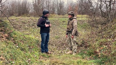 Зі шкільної парти – в ЗСУ: десантник Влад боронить Україну з 2014 року Зі шкільної парти – в ЗСУ: десантник Влад боронить Україну з 2014 року