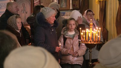 У храмі Іоанна Богослова у Харкові святкують Різдво, 25 грудня 2023 року 2 У храмі Іоанна Богослова у Харкові святкують Різдво, 25 грудня 2023 року 2