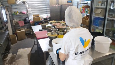 Як працює соціальна кухня, яку створили харківські волонтери Як працює соціальна кухня, яку створили харківські волонтери