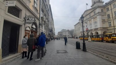 "Карантин вихідного дня": у Львові поліція проводила перевірки, а юристи консультували підприємців