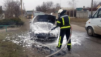 У Павлограді, під час руху, загорівся автомобіль "Alfa romeo"