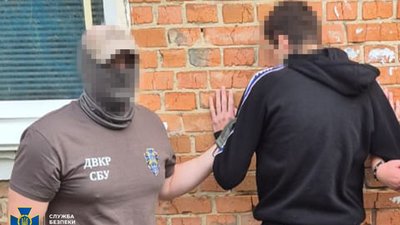На Сумщині підозрюють 22-річного сум'янина у "зливанні" Росії дані про оборону Сумщини