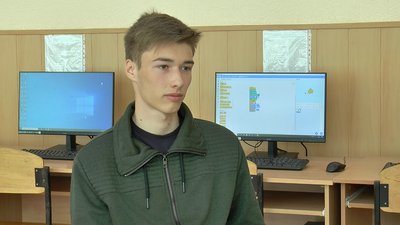Школяр із Полтавщини збирає гроші, щоб створити гурток робототехніки Школяр із Полтавщини збирає гроші, щоб створити гурток робототехніки
