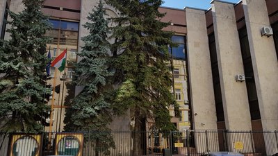 На пошту консульства Угорщини надіслали листа з погрозами. Поліція порушила справу