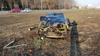 5 людей отримали травми в аварії на Московському проспекті 5 людей отримали травми в аварії на Московському проспекті