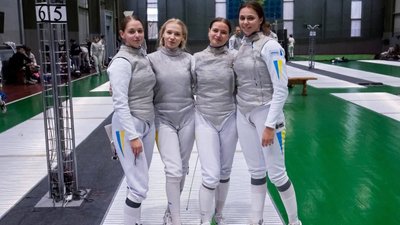 Миколаївські фехтувальниці