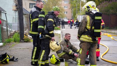 П'ятеро поранених і десять пошкоджених житлових будинків: наслідки повітряної атаки РФ на Рівненщині 1 травня