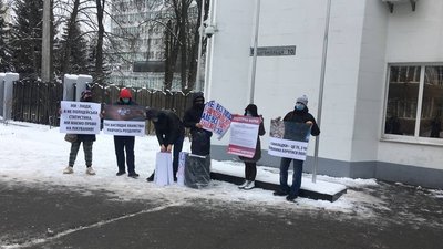 У Києві відбулась акція проти дискримінації замісної терапії для наркозалежних У Києві відбулась акція проти дискримінації замісної терапії для наркозалежних