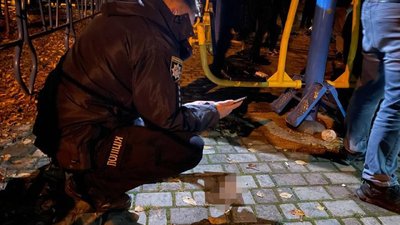 Підрив гранати на дитмайданчику в Рівному: підозрюваного взяли під варту із правом внесення застави Підрив гранати на дитмайданчику в Рівному: підозрюваного взяли під варту із правом внесення застави