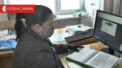 Вчителі волинських шкіл перервуть відпустки, щоб вручити дітям атестати