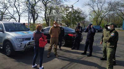 Щоб не порушували карантин: в Одесі патрулюють місця відпочинку Щоб не порушували карантин: в Одесі патрулюють місця відпочинку