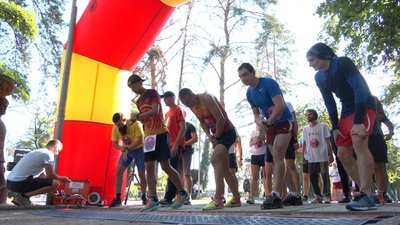Благодійний забіг: у Черкасах збирали гроші на "Япомогабокс"