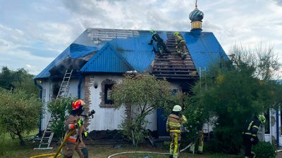 На Закарпатті сталася пожежа в монастирському скиті