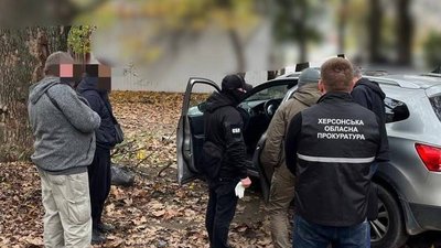 Херсонщина, кримінал, прокуратура, гроші, благодійна допомога, авто для ЗСУ