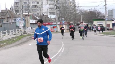У Херсоні відбувся легкоатлетичний пробіг "Десант-44" У Херсоні відбувся легкоатлетичний пробіг "Десант-44"