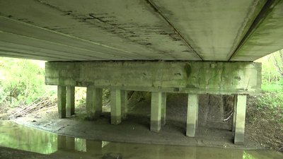 Міст через річку Малотеч