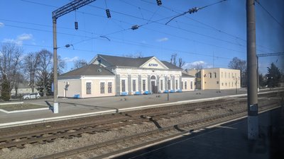 Батько загинув під потягом: жителька Рівненщини судиться за моральну шкоду з Укрзалізницею