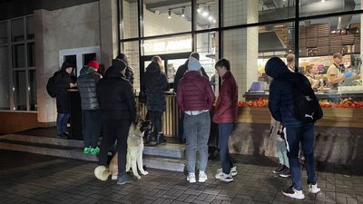 Як Черкаси живуть без світла — фоторепортаж Як Черкаси живуть без світла — фоторепортаж
