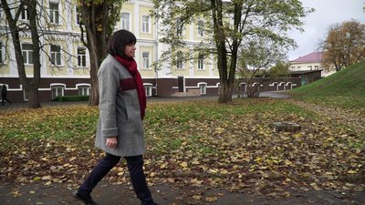 Неля щодня проходить мінімум 6 тисяч кроків. Неля щодня проходить мінімум 6 тисяч кроків.