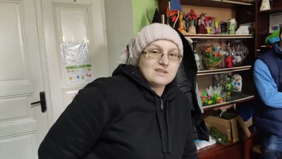 Волонтери з Тернопільщини передали 3 000 кілометрів маскувальних сіток Волонтери з Тернопільщини передали 3 000 кілометрів маскувальних сіток