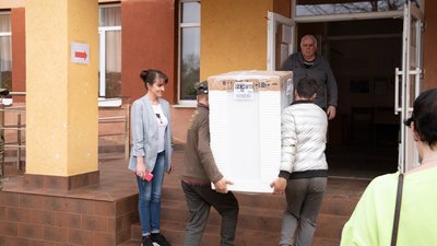 Пральні машини отримав Ужгород для місць поселення вимушених переселенців Пральні машини отримав Ужгород для місць поселення вимушених переселенців