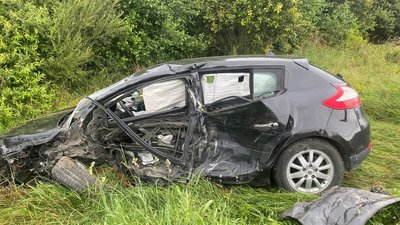 Авто після зіткнення Авто після зіткнення