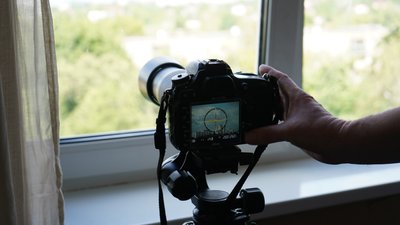Знімає війну й з вікна. Історія фотографа з Харкова Вадима Белікова Знімає війну й з вікна. Історія фотографа з Харкова Вадима Белікова