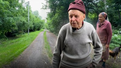 Жителі села Новий Лад на Чернігівщині, де залишилось п'ять постійних жителів