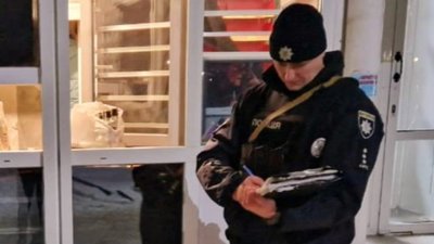 Вилучили товару на понад 460 тисяч гривень. На Дніпропетровщині викрили продаж безакцизних цигарок та алкоголю
