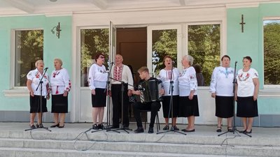 На Сумщині влаштували благодійні концерти, щоб допомогти хворій дитині